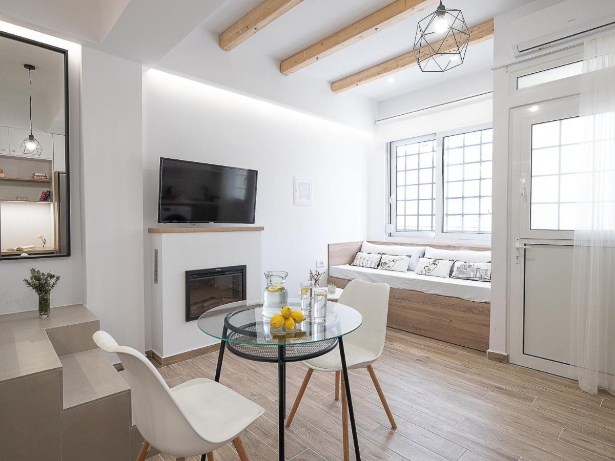 Cozy Studio In Dafnes Near To Heraklion Apartment Dhafnes ภายนอก รูปภาพ