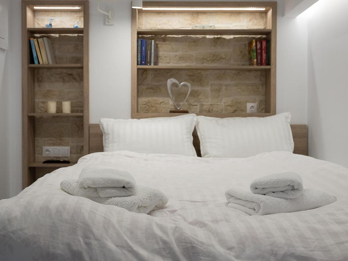 Cozy Studio In Dafnes Near To Heraklion Apartment Dhafnes ภายนอก รูปภาพ